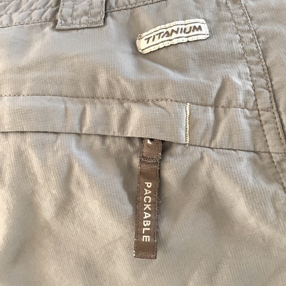 Columbia Titanium Shorts, Size 10, Gray Nylon - Picture 5 of 8
